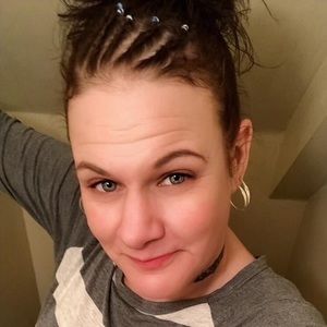 Meet your Posher, Lisamariee